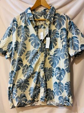 American Eagle Shirt Men X-Large Blue Hawaiian Cotton Short Sleeve Button Up
